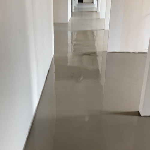 Gulvlægger til erhverv