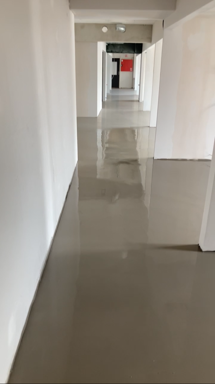 Gulvlægger til erhverv